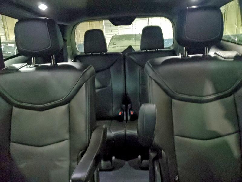 Фото 10 - CADILLAC XT6