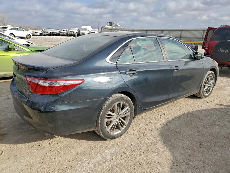 Фото 3 - TOYOTA CAMRY