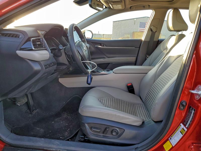 Фото 7 - TOYOTA CAMRY