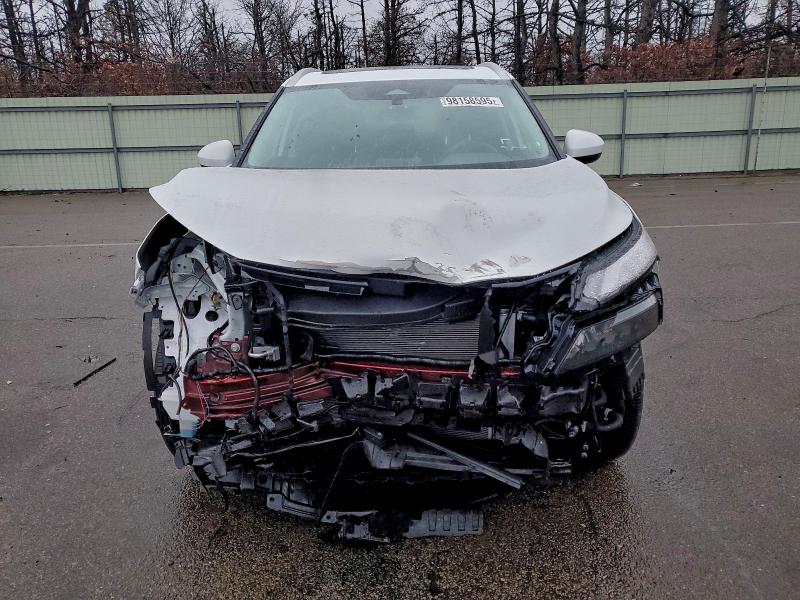 Фото 5 - NISSAN ROGUE