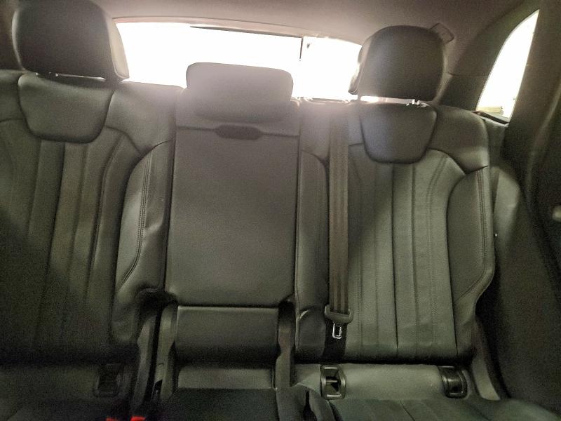 Фото 10 - AUDI Q5