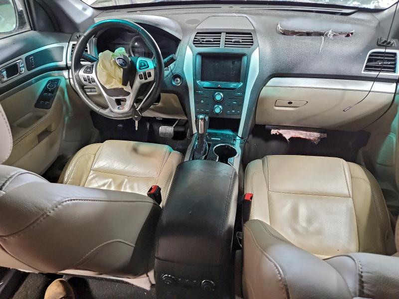 Фото 8 - FORD EXPLORER