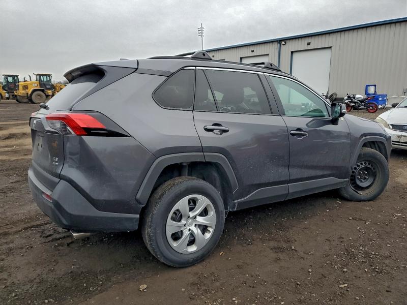 Фото 3 - TOYOTA RAV4