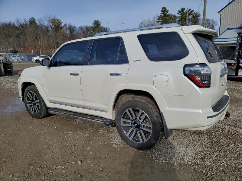 Фото 2 - TOYOTA 4RUNNER