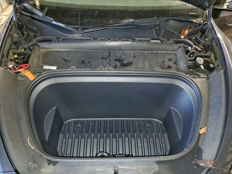 Фото 12 - TESLA MODEL Y