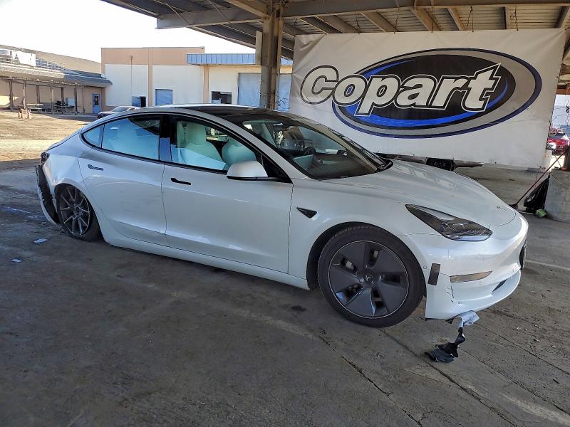 Фото 4 - TESLA MODEL 3