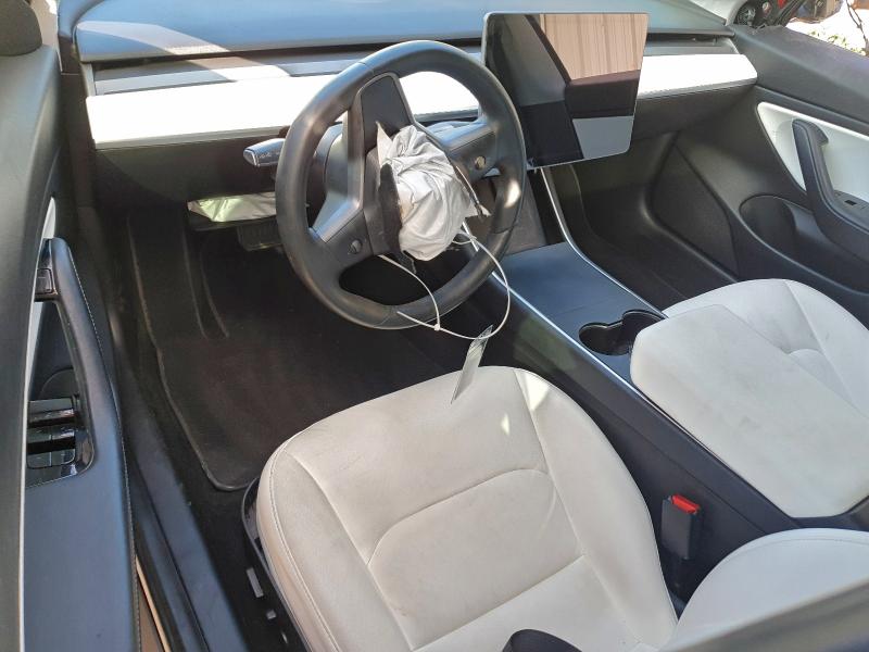 Фото 8 - TESLA MODEL 3