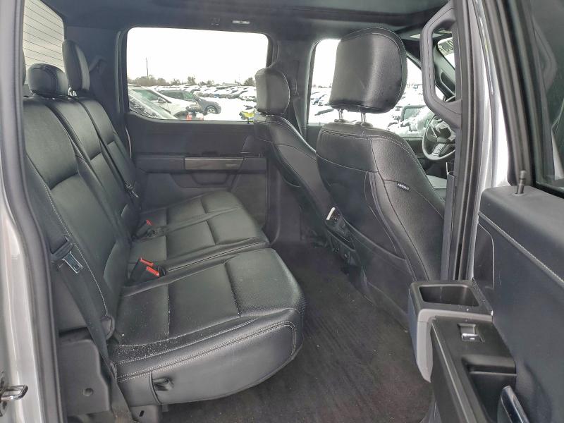 Фото 10 - FORD F-150