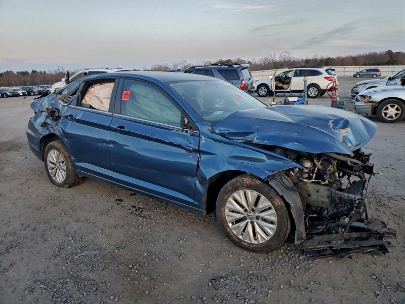 Фото 4 - VOLKSWAGEN JETTA