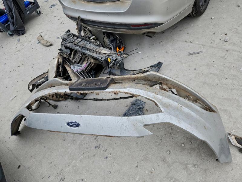 Фото 12 - FORD FUSION