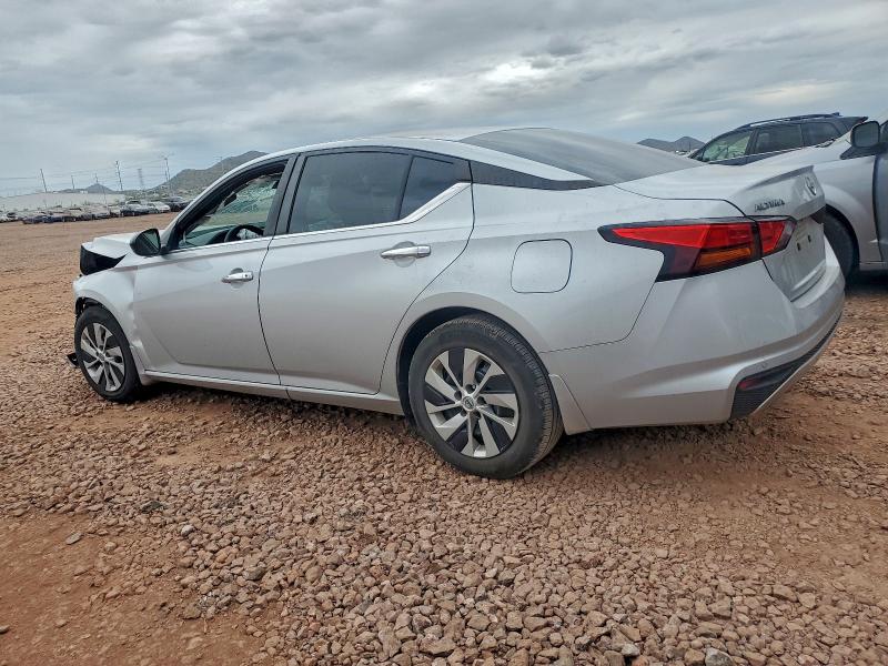 Фото 2 - NISSAN ALTIMA