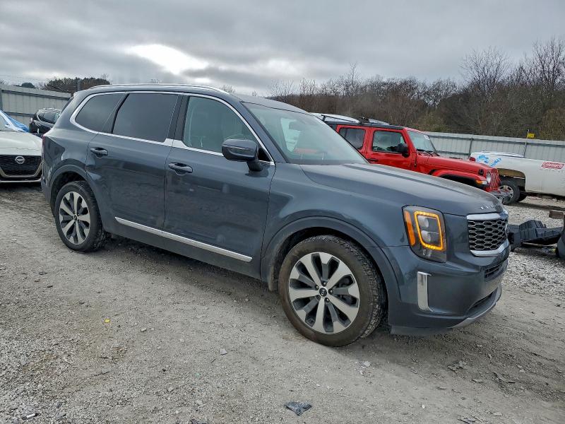Фото 4 - KIA TELLURIDE