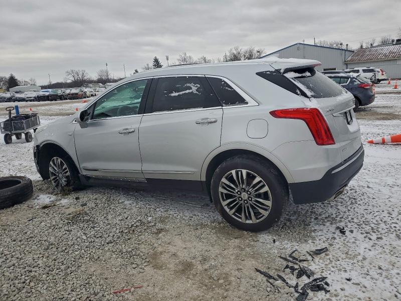 Фото 2 - CADILLAC XT5