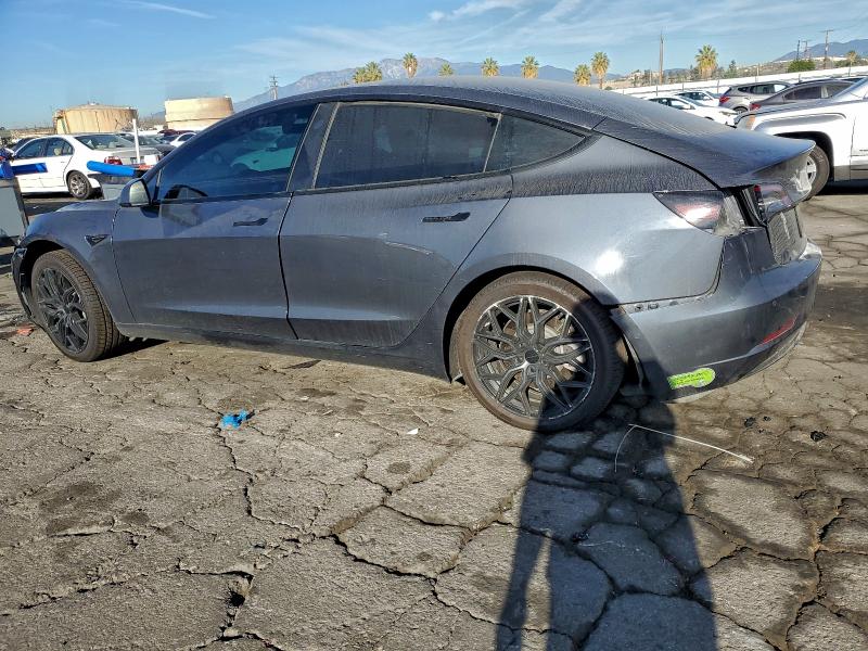 Фото 2 - TESLA MODEL 3