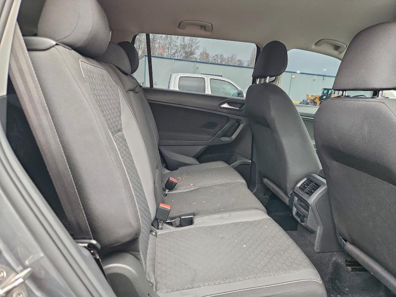 Фото 10 - VOLKSWAGEN TIGUAN