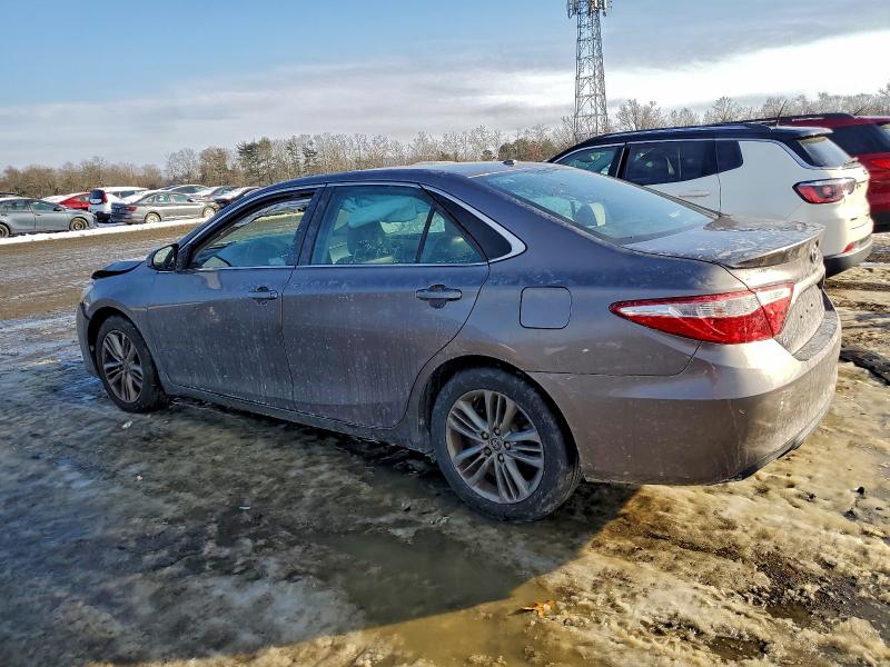 Фото 2 - TOYOTA CAMRY