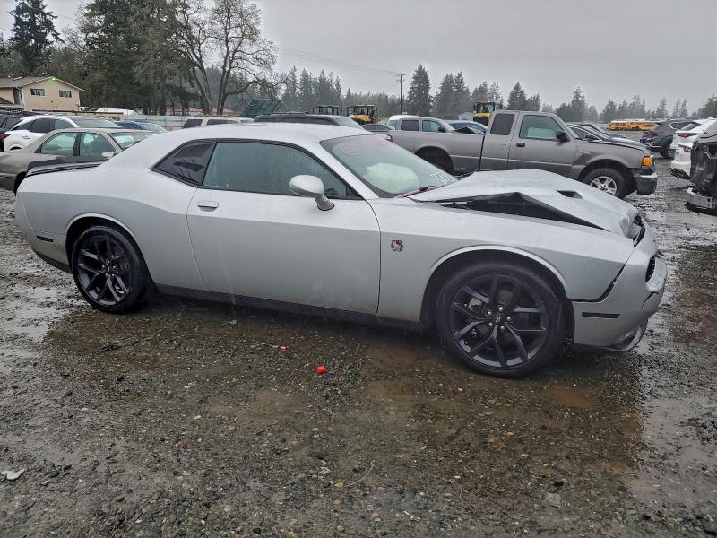 Фото 4 - DODGE CHALLENGER