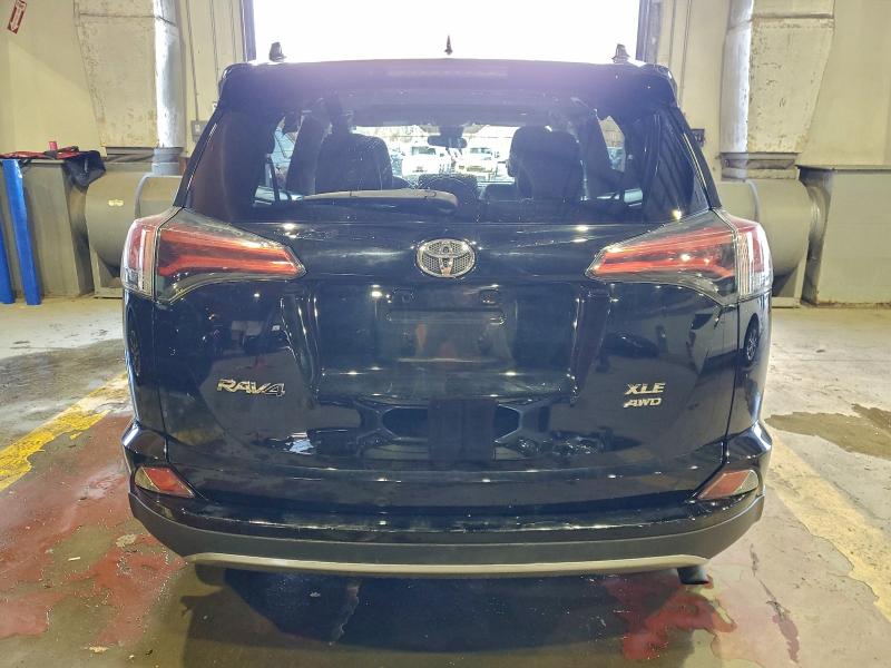 Фото 6 - TOYOTA RAV4