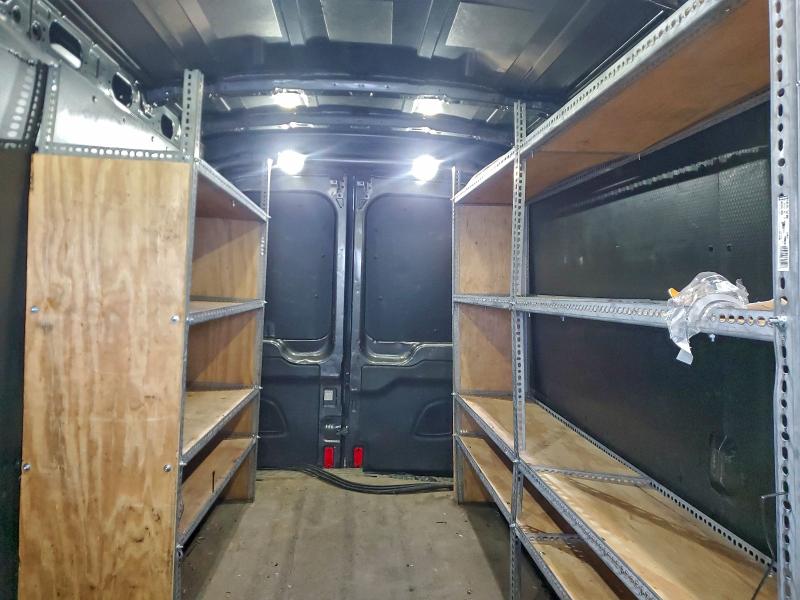 Фото 10 - FORD TRANSIT