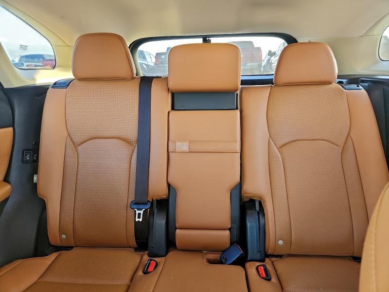 Фото 10 - LEXUS RX350