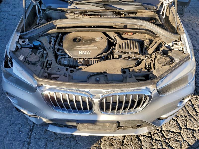 Фото 12 - BMW X1