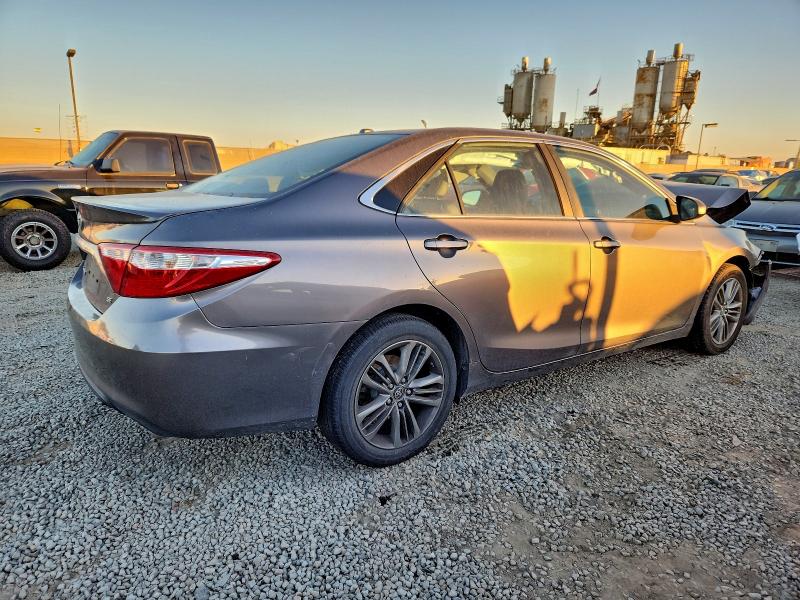 Фото 3 - TOYOTA CAMRY