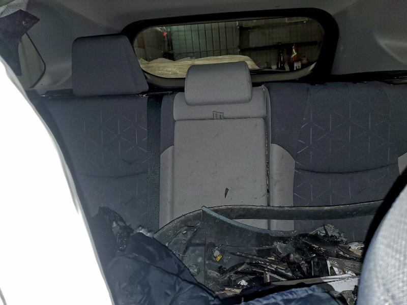 Фото 10 - TOYOTA RAV4