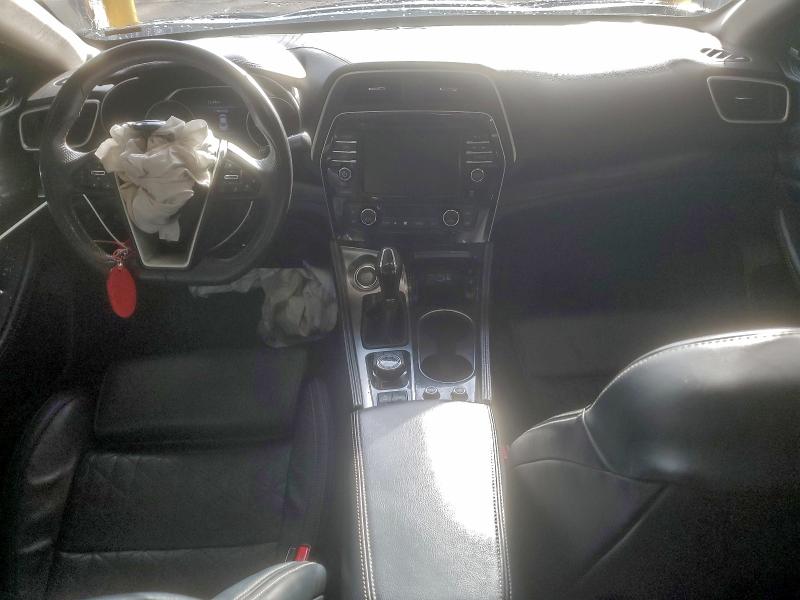 Фото 8 - NISSAN MAXIMA