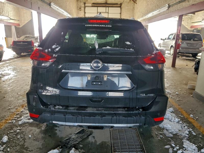 Фото 6 - NISSAN ROGUE