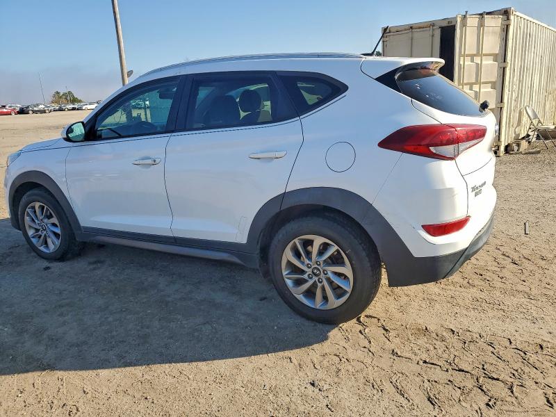 Фото 2 - HYUNDAI TUCSON