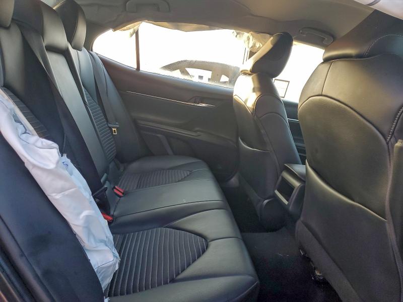 Фото 10 - TOYOTA CAMRY