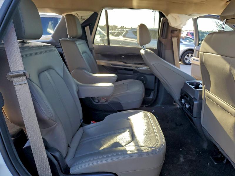 Фото 11 - FORD EXPEDITION