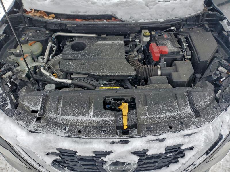 Фото 11 - NISSAN ROGUE