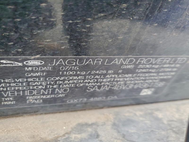 Фото 12 - JAGUAR XE