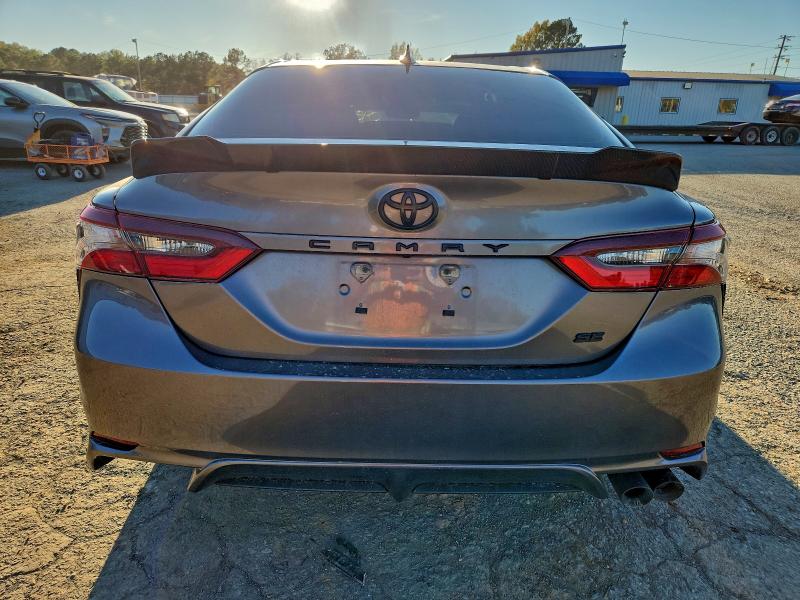 Фото 6 - TOYOTA CAMRY