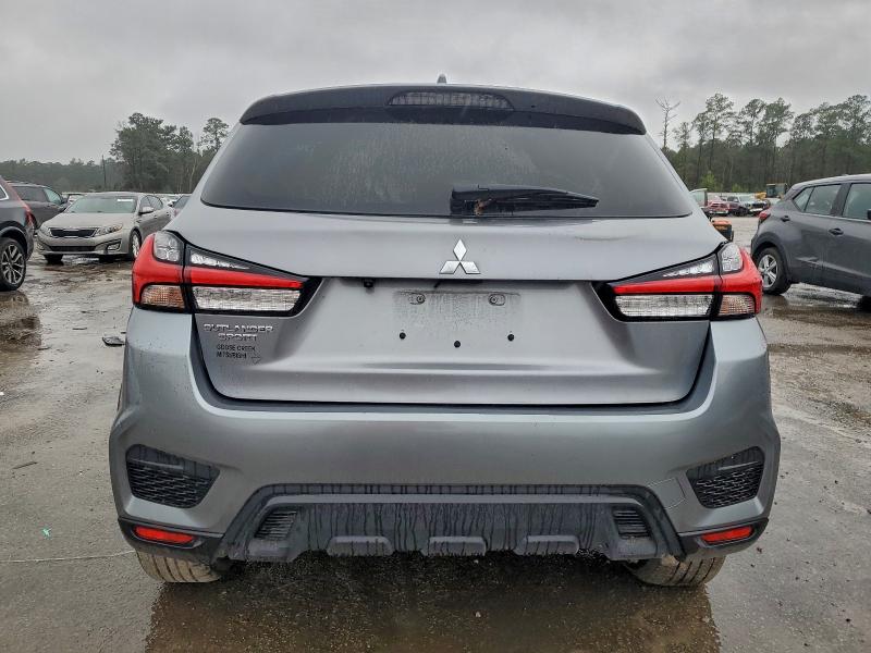 Фото 6 - MITSUBISHI OUTLANDER