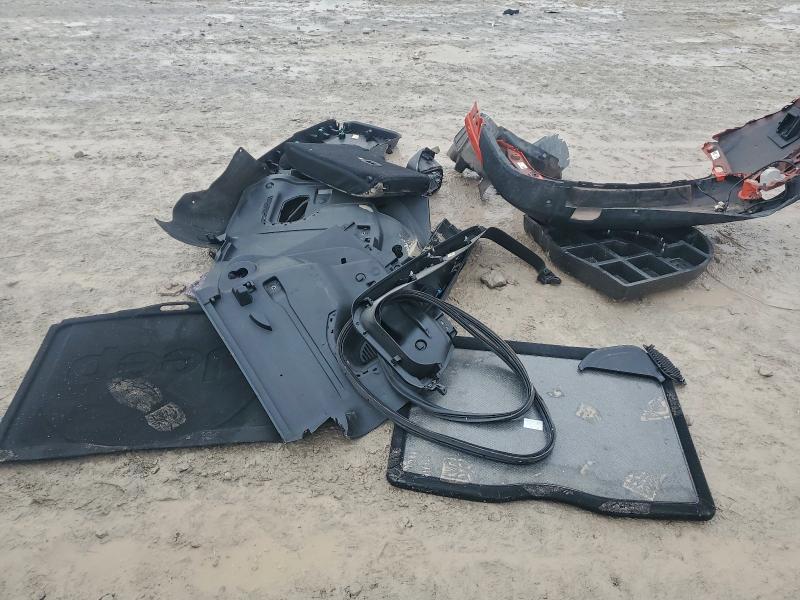 Фото 12 - JEEP RENEGADE