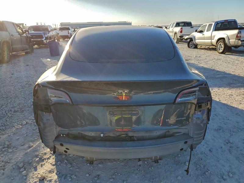 Фото 6 - TESLA MODEL 3