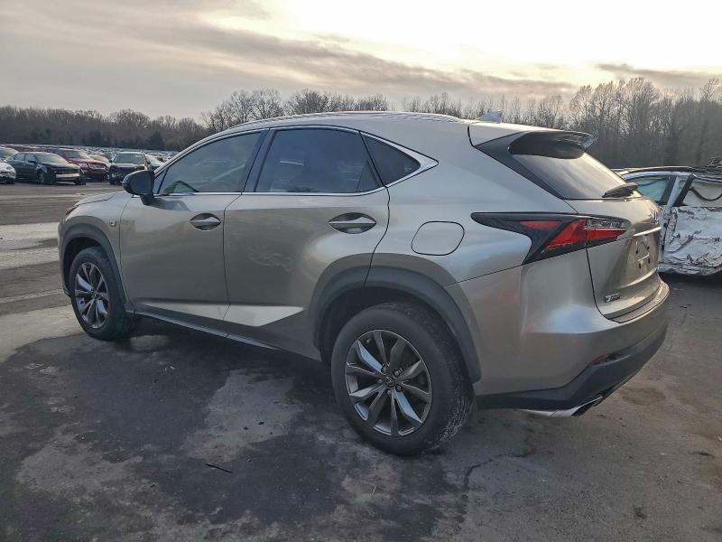 Фото 2 - LEXUS NX