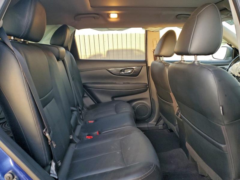 Фото 11 - NISSAN ROGUE