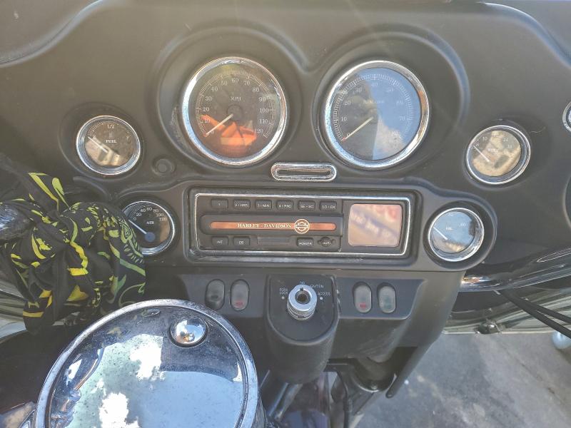 HARLEY-DAVIDSON FL 2005