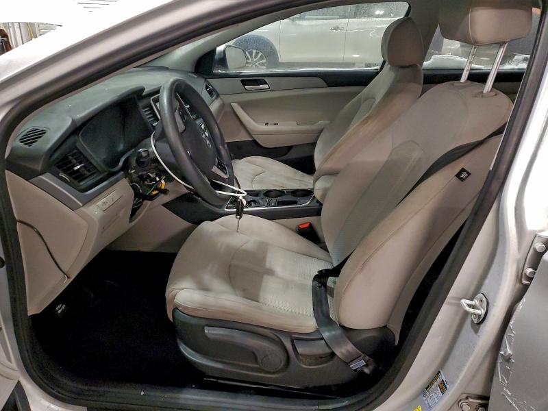 Фото 7 - HYUNDAI SONATA