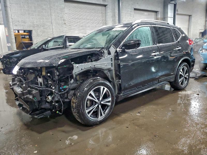 Фото 1 - NISSAN ROGUE