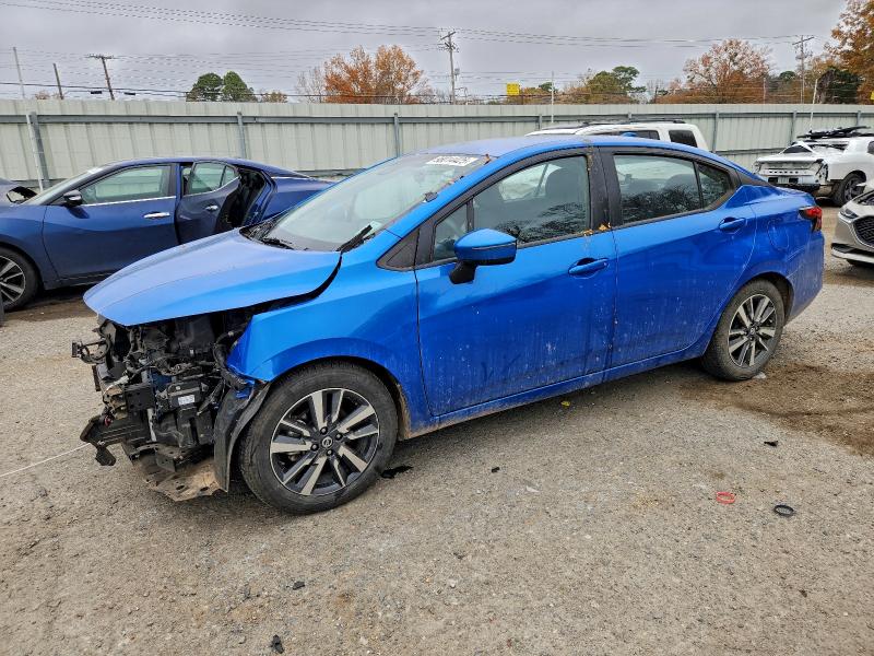 Фото 1 - NISSAN VERSA