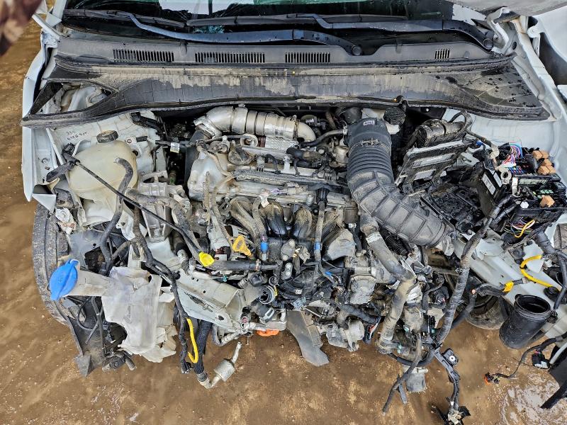 Фото 11 - HYUNDAI KONA