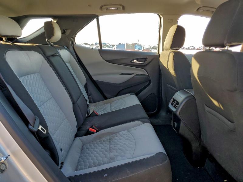 Фото 11 - CHEVROLET EQUINOX