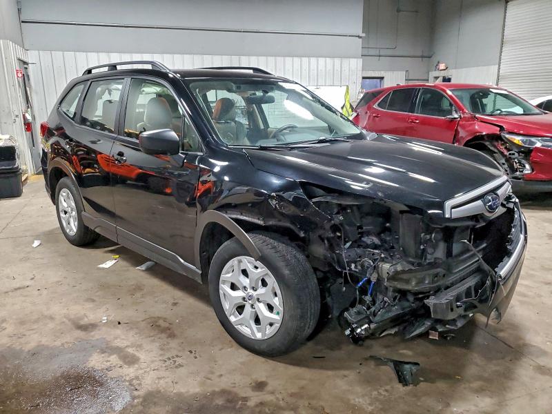 Фото 4 - SUBARU FORESTER