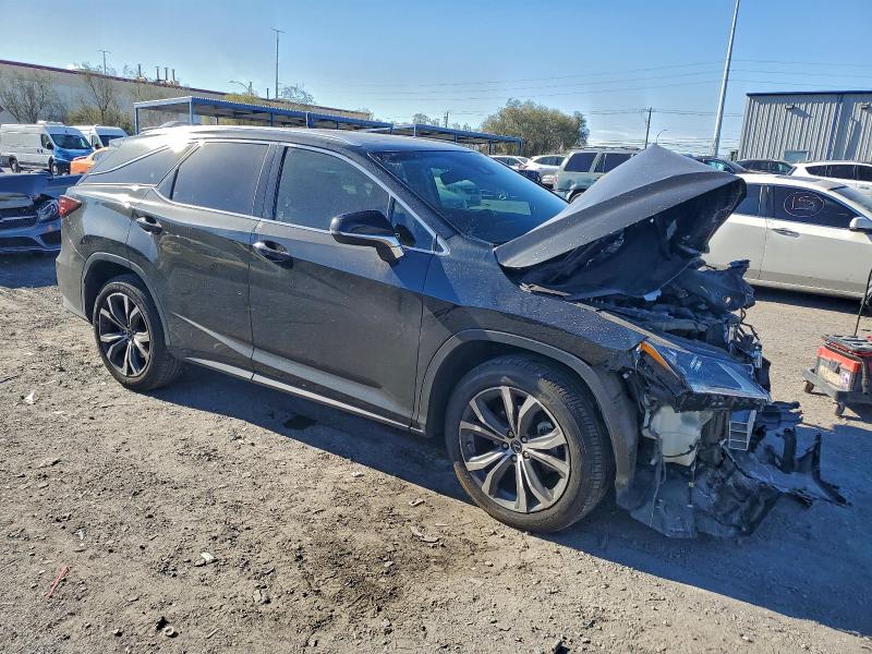 Фото 4 - LEXUS RX350