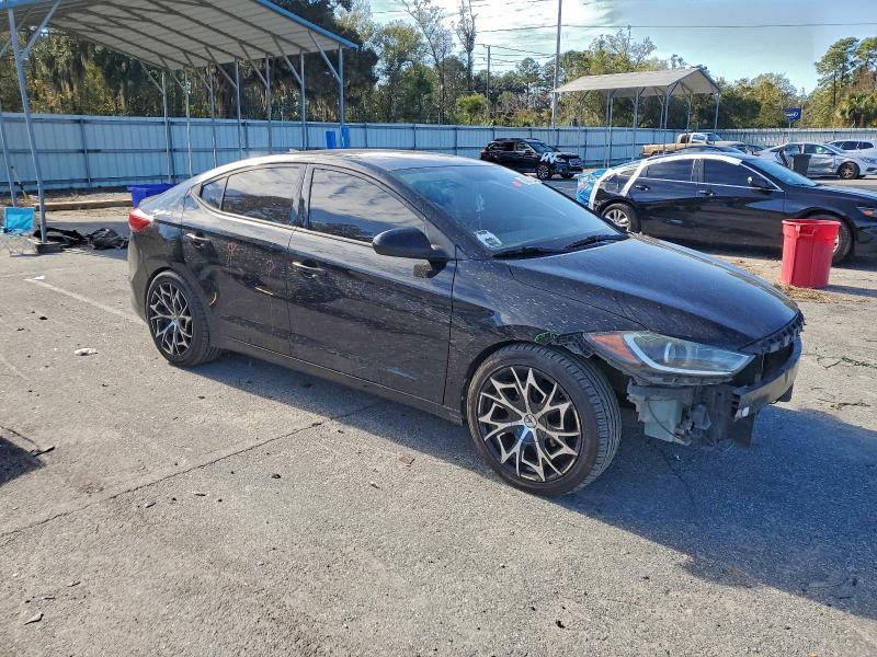 Фото 4 - HYUNDAI ELANTRA