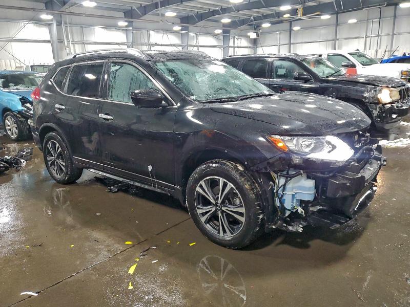 Фото 4 - NISSAN ROGUE